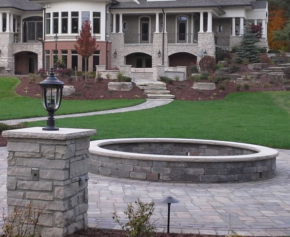 Daisy Landscape - Fire Pits