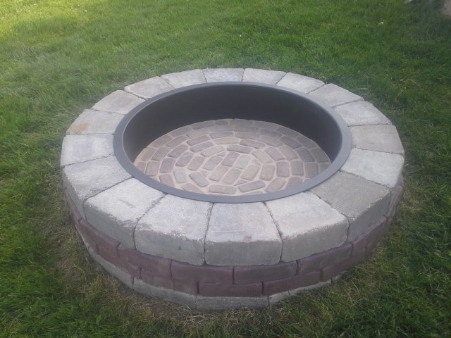 Daisy Landscape - Fire Pits