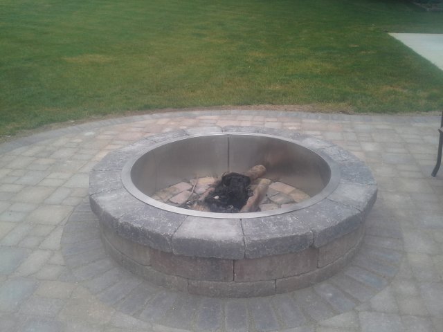 Daisy Landscape - Fire Pits