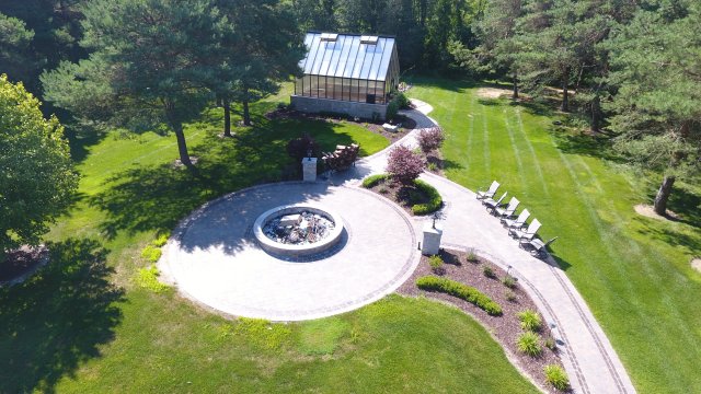 Daisy Landscape - Fire Pits