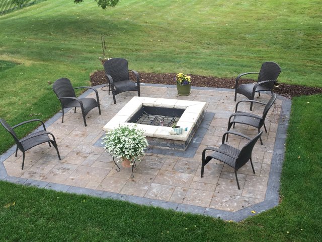 Daisy Landscape - Fire Pits