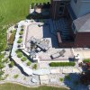 Daisy Landscape - Pavers