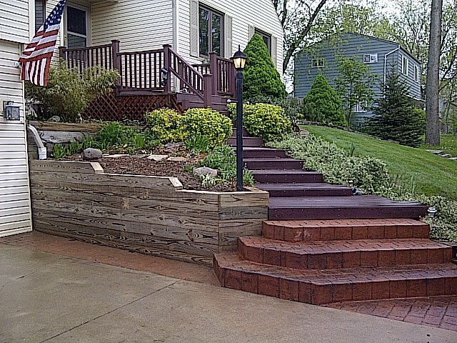 Daisy Landscape - Walls &amp; Steps